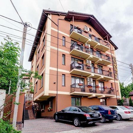 Catherine Hotel Chişinău Esterno foto